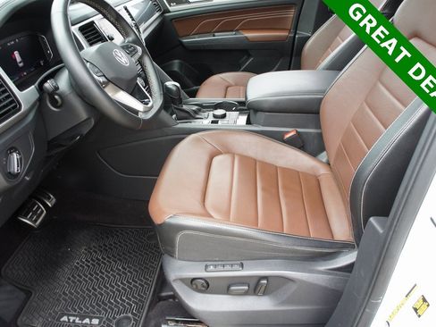 Used 2021 Volkswagen Atlas SEL Premium w/ MDO Package (Bench Seat) image 30
