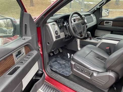 Used 2014 Ford F150 Lariat w/ Lariat Chrome Package image 9