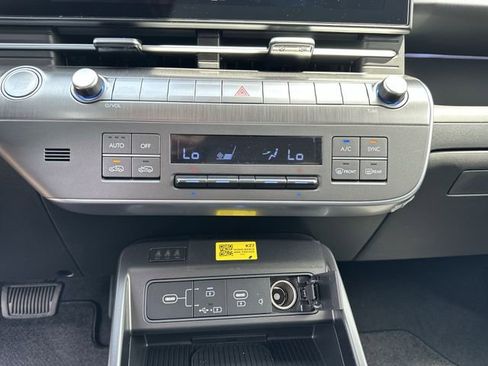 New 2026 Hyundai Kona SEL Premium FWD image 16