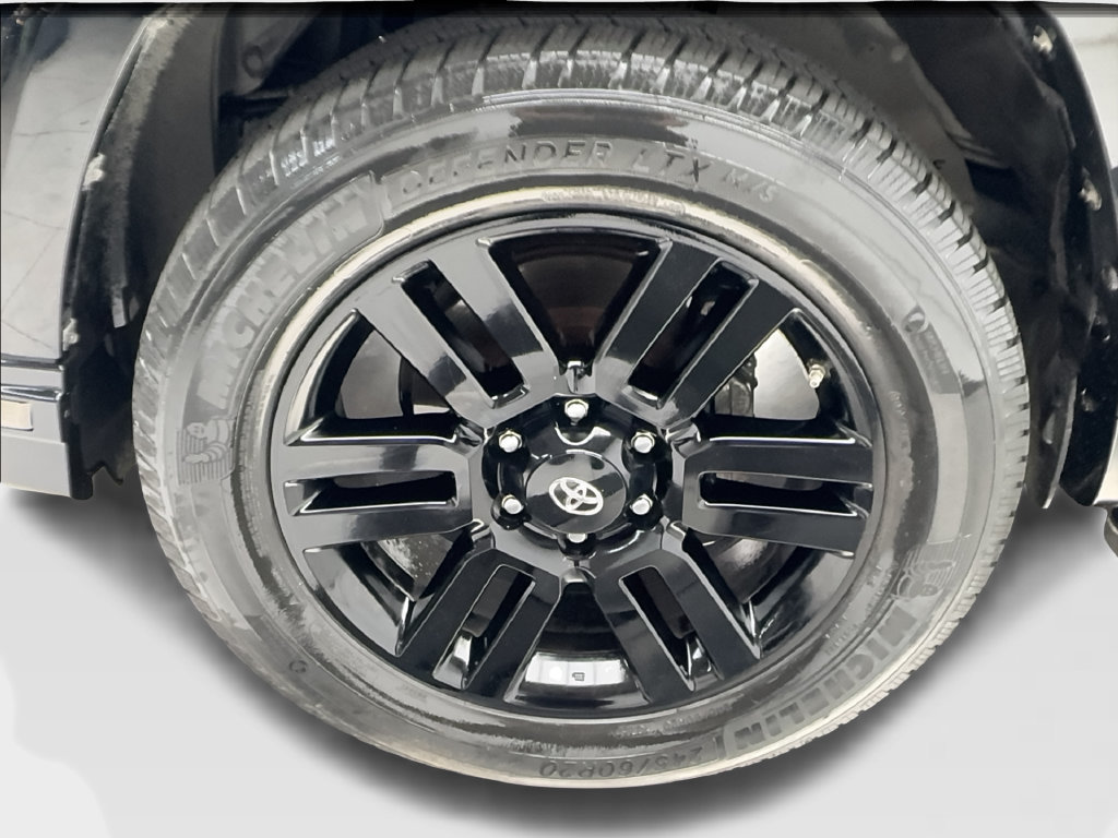 Used 2019 Toyota 4Runner Limited AWD/4WD image 14