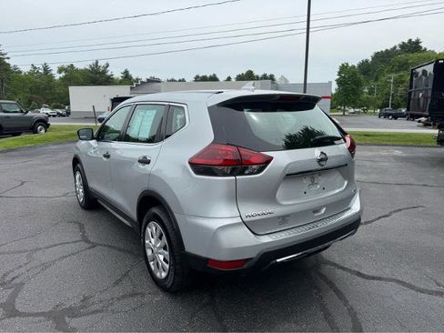 Used 2019 Nissan Rogue S AWD/4WD image 3