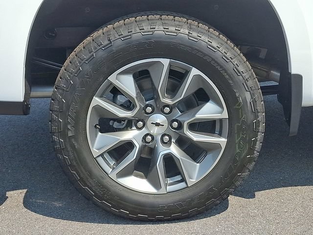 New 2026 Chevrolet Silverado 1500 RST w/ Z71 Off-Road Package AWD/4WD image 5