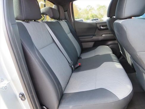 Used 2023 Toyota Tacoma TRD Sport image 28