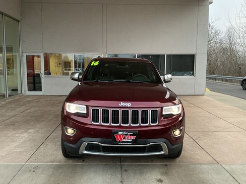 Used 2016 Jeep Grand Cherokee Limited w/ Luxury Group II image 2