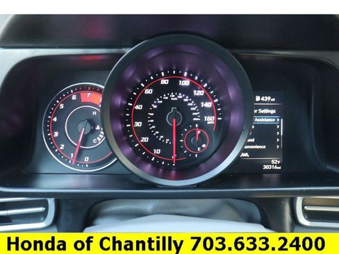 Used 2021 Hyundai Elantra SEL image 9