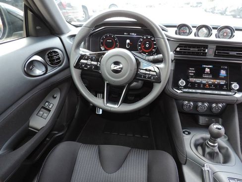 Used 2026 Nissan Z Sport w/ Floor Mat Package RWD image 21