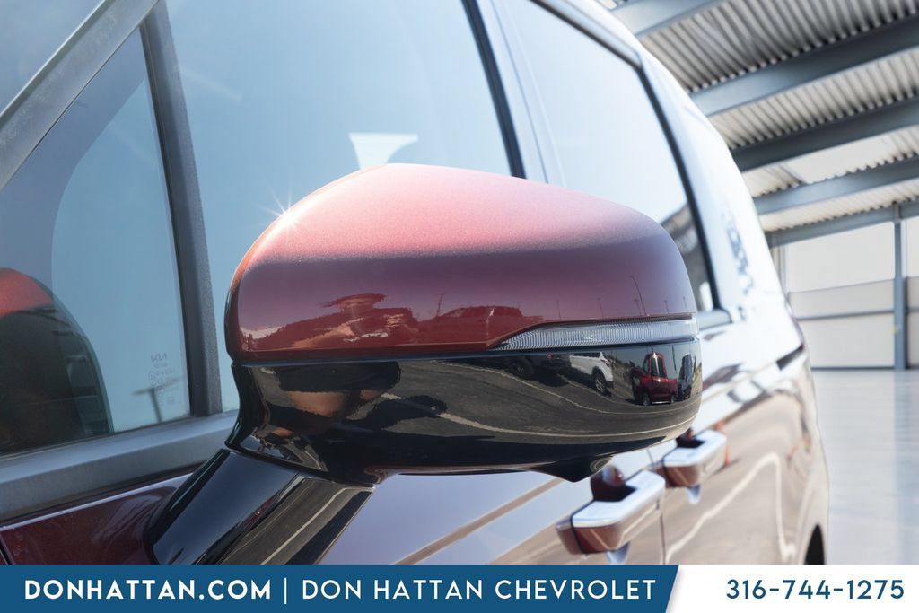 Used 2024 Kia Carnival SX Prestige FWD image 30