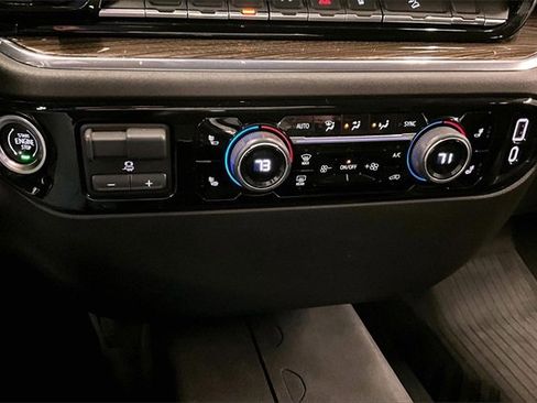 Used 2024 Chevrolet Silverado 2500 LT w/ All Star Edition image 28