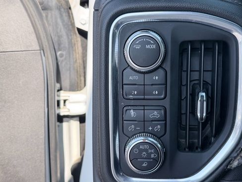 Used 2021 GMC Sierra 1500 AT4 w/ AT4 Preferred Package image 12