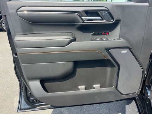 Used 2024 GMC Sierra 1500 AT4 w/ Technology Package image 28