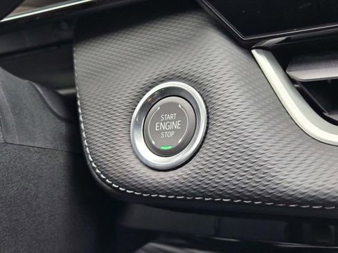 New 2026 Chevrolet Equinox LT w/ Midnight Edition image 22