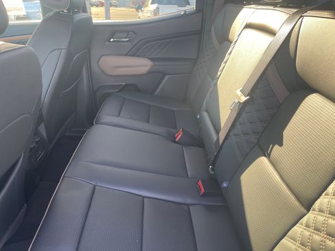 New 2026 GMC Canyon Denali image 18