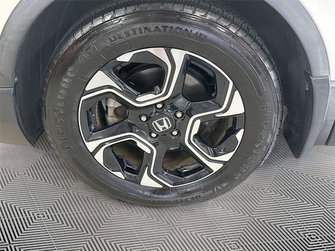 Used 2018 Honda CR-V Touring image 31