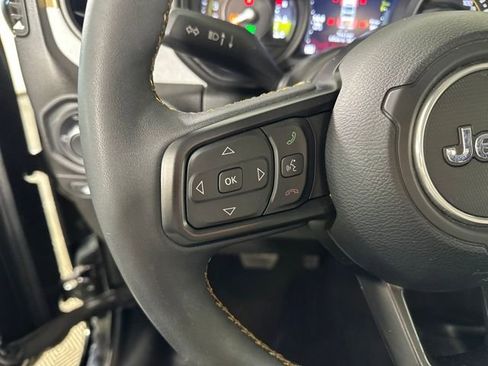 Used 2024 Jeep Wrangler Unlimited w/ Convenience Group image 15