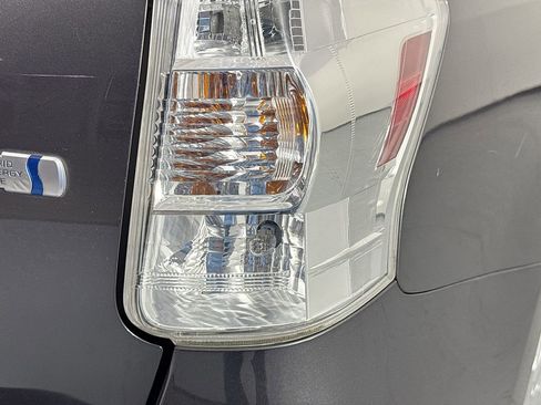 Used 2014 Toyota Prius V Two image 30