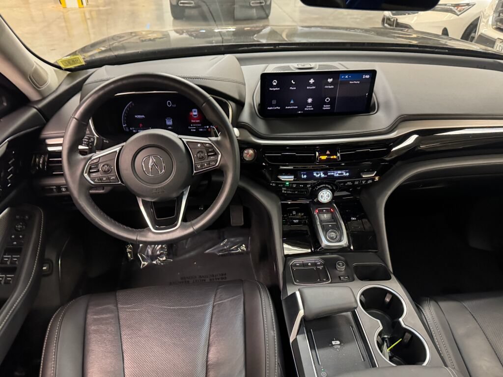 Certified 2024 Acura MDX w/ Technology Package AWD/4WD image 16