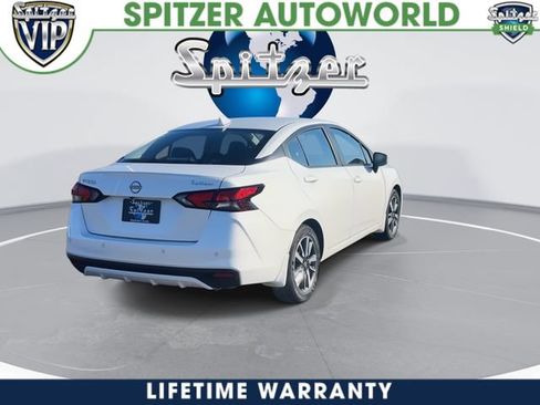 New 2025 Nissan Versa SV w/ Trunk Package FWD image 9
