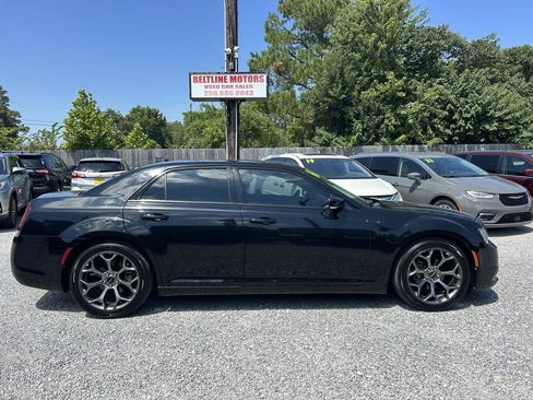 Used 2016 Chrysler 300 S w/ 300S Premium Group RWD image 3