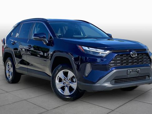 Used 2024 Toyota RAV4 XLE FWD image 3