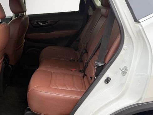 Used 2019 Nissan Rogue SL w/ Premium Package AWD/4WD image 11