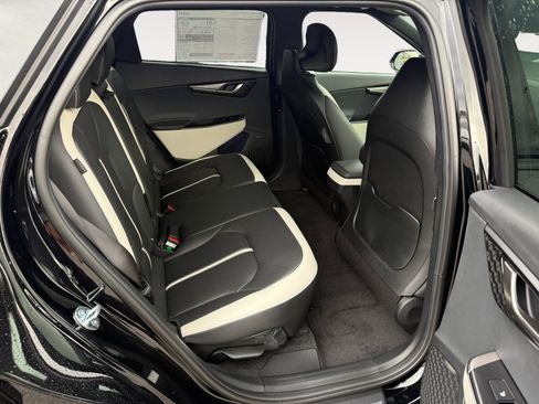 New 2025 Kia EV6 GT-Line image 18