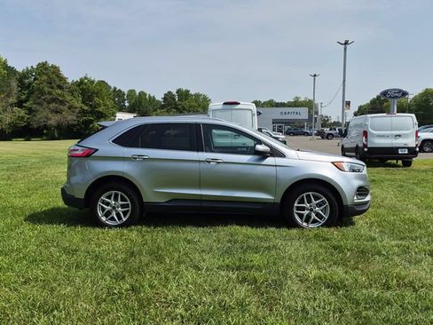 Used 2024 Ford Edge SEL w/ Convenience Package AWD/4WD image 14