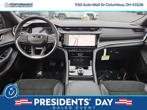 New 2026 Jeep Grand Cherokee Altitude image 16