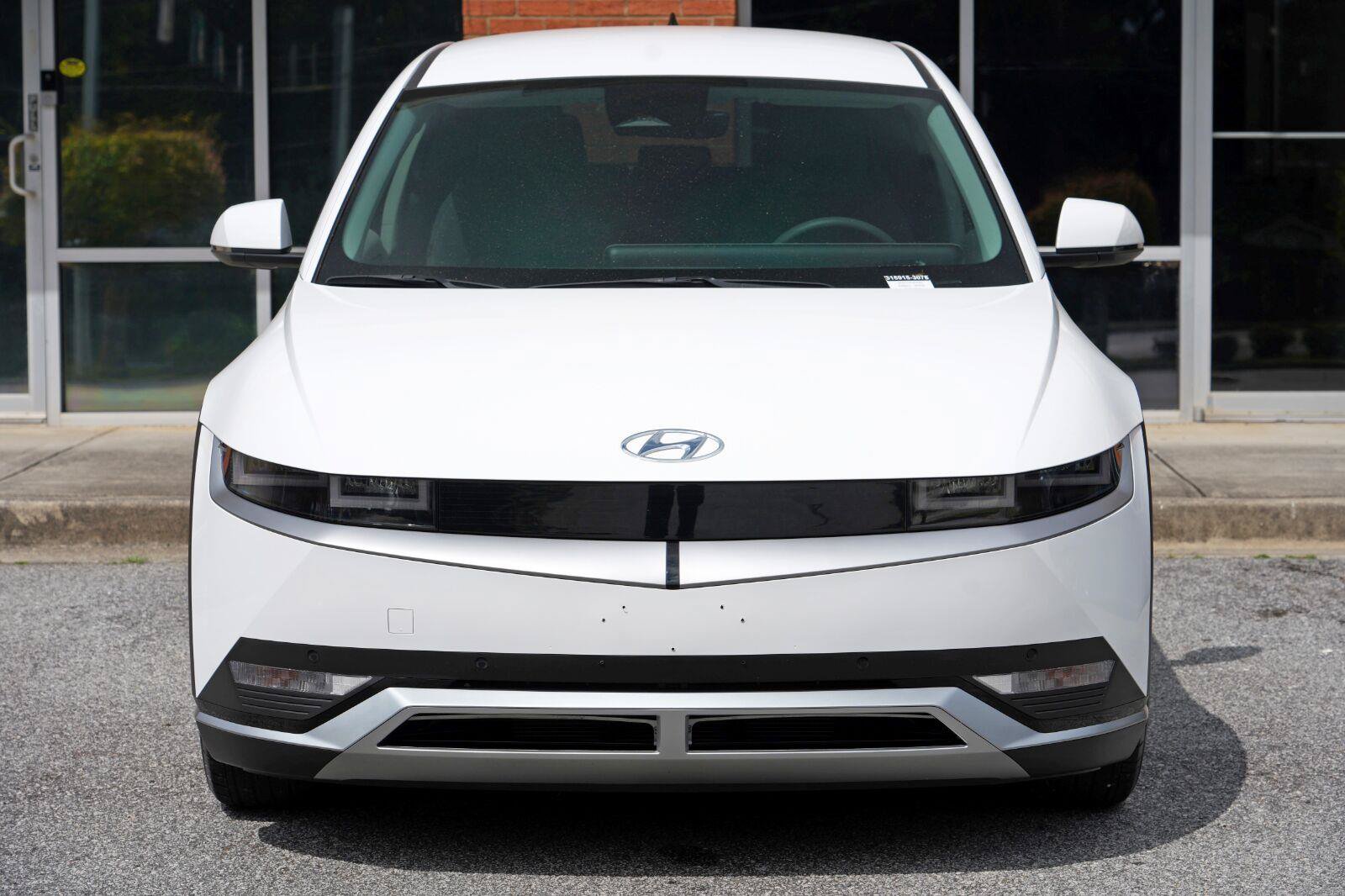 Used 2024 Hyundai Ioniq 5 SEL RWD image 46
