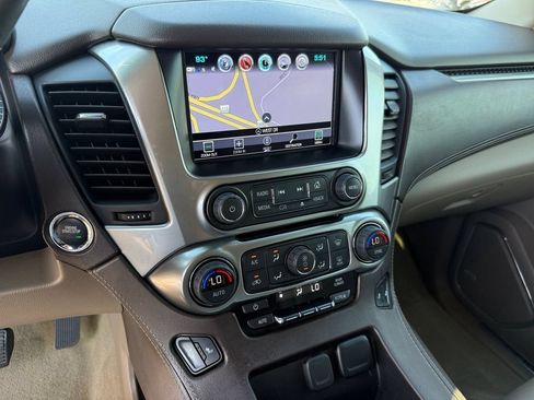 Used 2018 Chevrolet Tahoe LT w/ LT Signature Package AWD/4WD image 20