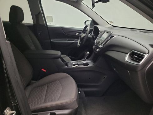 Used 2018 Chevrolet Equinox LT FWD image 21