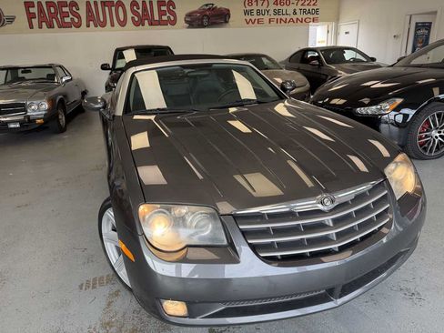 Used 2005 Chrysler Crossfire Limited RWD image 11