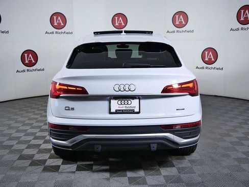 Used 2023 Audi Q5 2.0T Premium Plus w/ Premium Plus Package AWD/4WD image 7