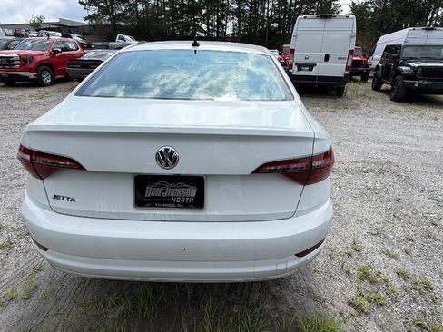 Used 2021 Volkswagen Jetta S FWD image 9
