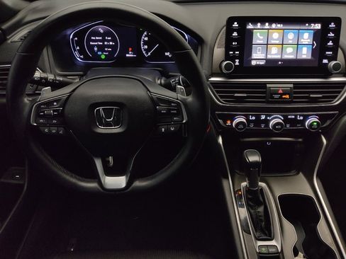 Used 2018 Honda Accord Sport image 22
