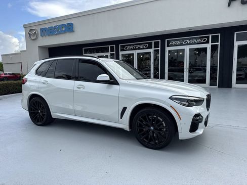 Used 2023 BMW X5 xDrive40i w/ M Sport Package AWD/4WD image 6