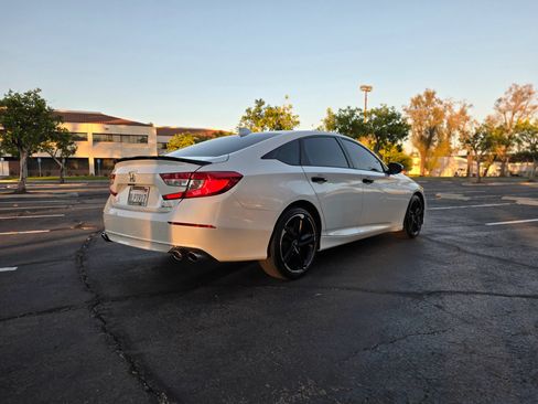 Used 2019 Honda Accord Sport image 5