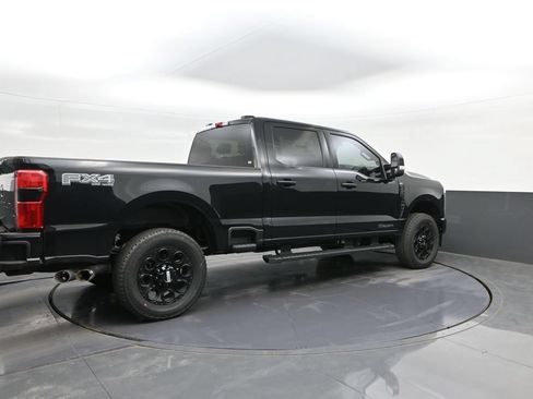 New 2026 Ford F250 Lariat w/ Black Appearance Package AWD/4WD image 15