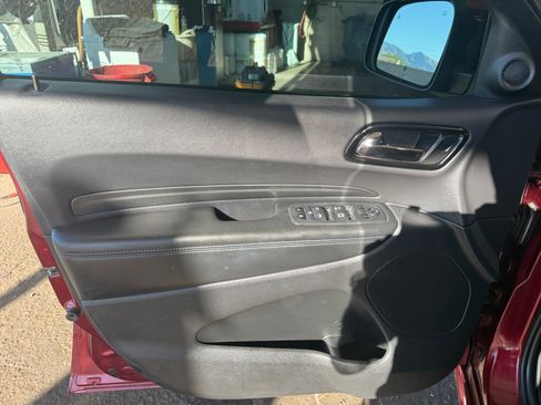 Used 2022 Dodge Durango GT RWD image 12
