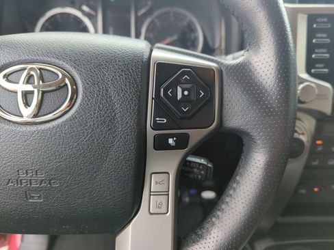 Used 2022 Toyota 4Runner Limited AWD/4WD image 23