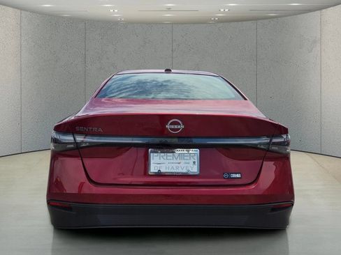 Used 2026 Nissan Sentra SV w/ SV Convenience Package FWD image 4