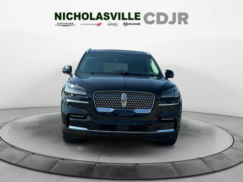 Used 2024 Lincoln Aviator Reserve w/ Elements Package Plus AWD/4WD image 8