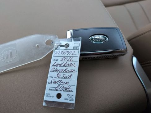 New 2026 Land Rover Range Rover SE image 36