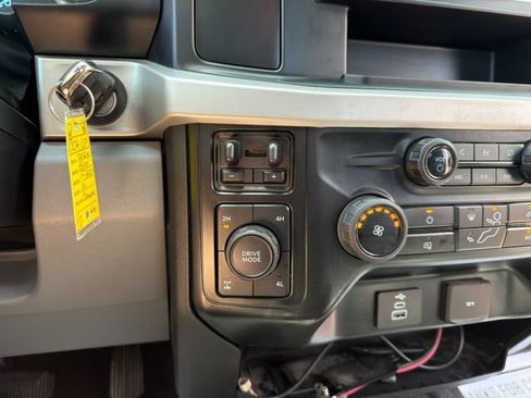 Used 2024 Ford F350 XL w/ 360-Degree Camera Package AWD/4WD image 24