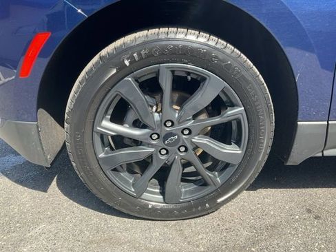 Used 2023 Chevrolet Equinox RS w/ RS Leather Package image 9