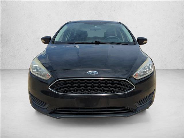 Used 2015 Ford Focus SE FWD image 2