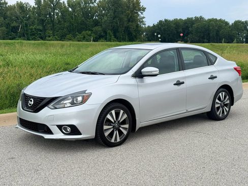 Used 2018 Nissan Sentra SL w/ Protection Package FWD image 12