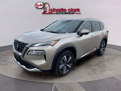 Used 2022 Nissan Rogue Platinum w/ Head-Up Display Package FWD image 1