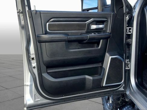 Used 2024 RAM 2500 Laramie w/ Night Edition AWD/4WD image 21