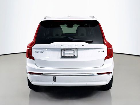 Used 2023 Volvo XC90 B6 Ultimate AWD/4WD image 10
