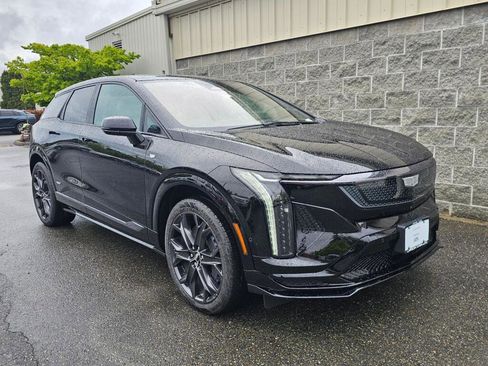 New 2026 Cadillac Optiq V AWD/4WD image 10